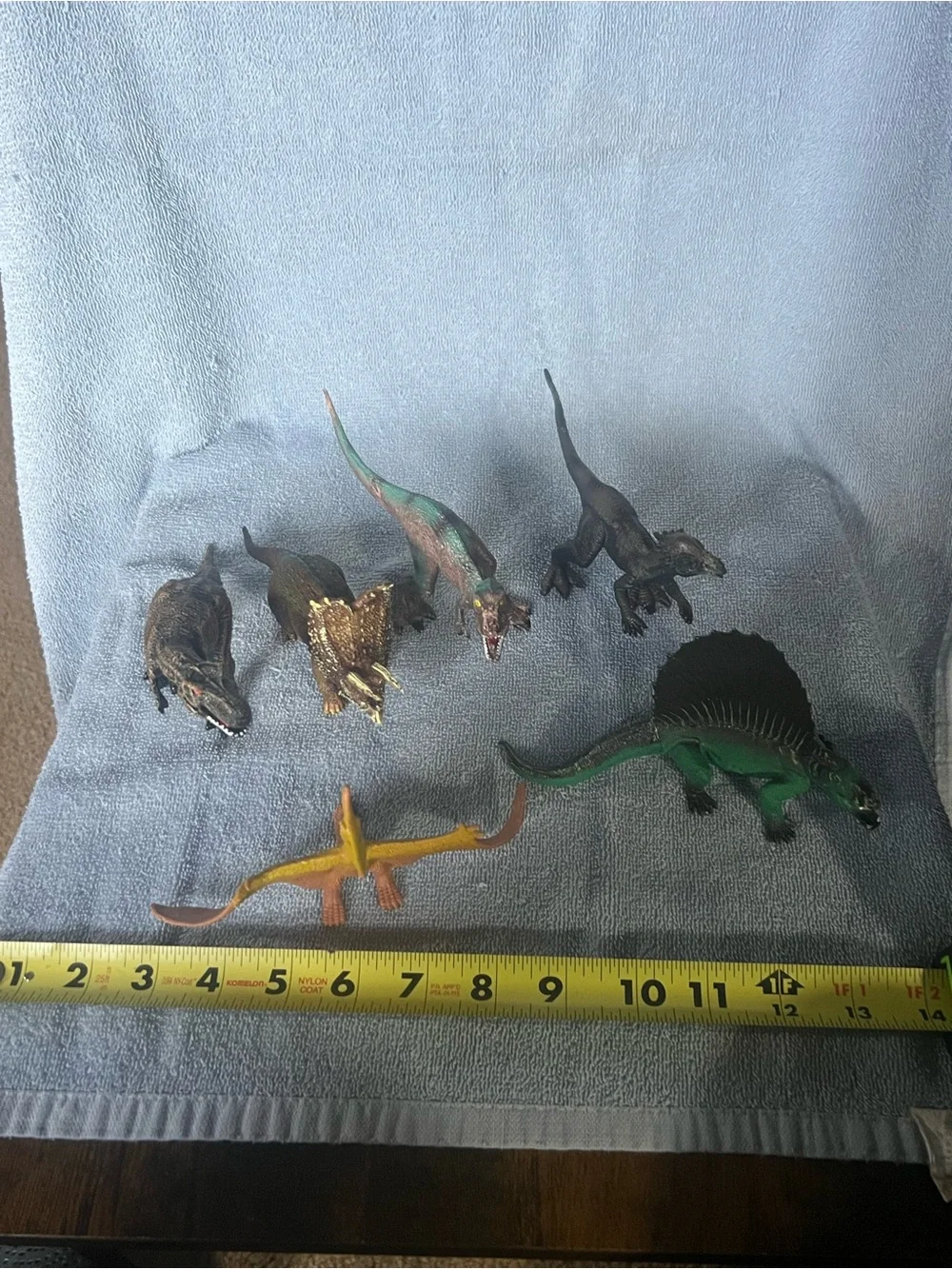 Assorted Reptile Toy Set - Green, Yellow, Brown Dinosaurs